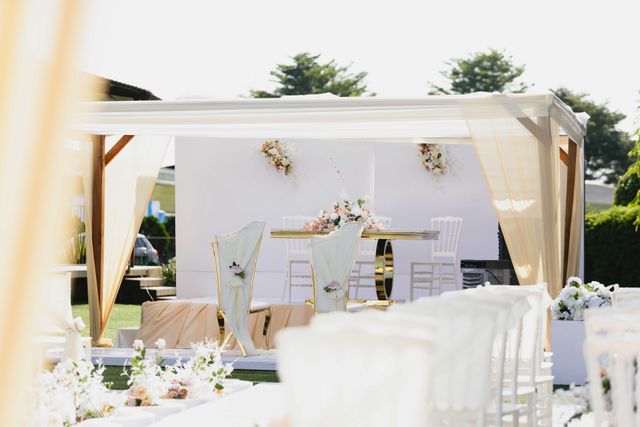 10 Wedding Planning Tips for a Stress-Free Celebration